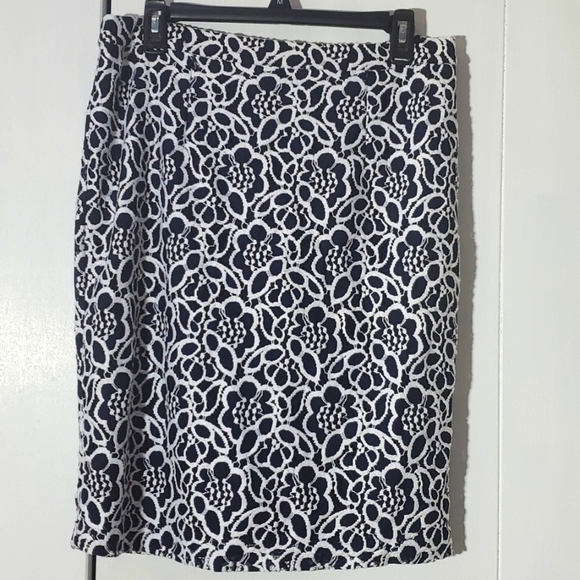 Eva Mendes- Womens Navy Blue White Floral back slit Skirt Sz.12 - Picture 1 of 6